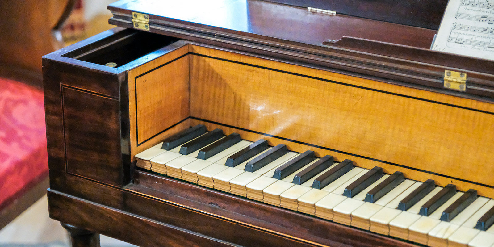 Концерт «В вихре французских романсов» в Школе акварели Сергея Андрияки – события на сайте «Московские Сезоны»