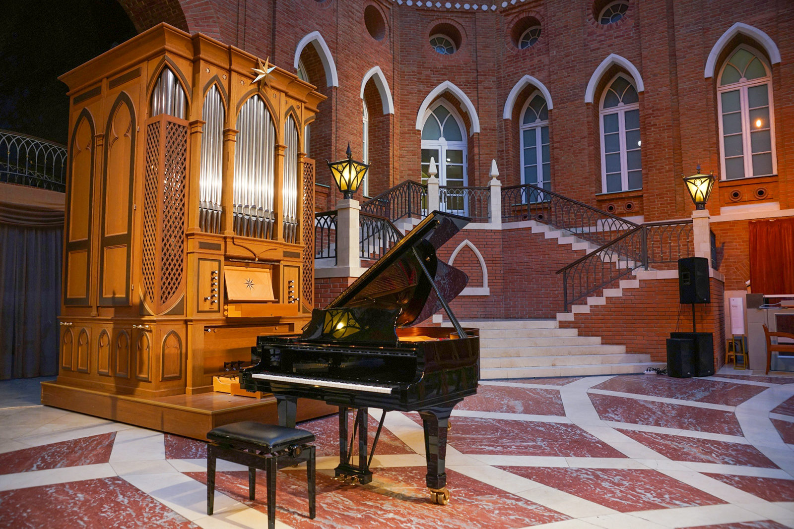 Концерт «Роняет лес багряный свой убор» в музее-заповеднике «Царицыно» – события на сайте «Московские Сезоны»