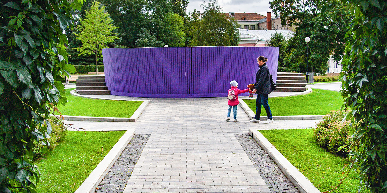 Социальная акция «Москва – город мира, дружбы и согласия» в саду им. Баумана – события на сайте «Московские Сезоны»