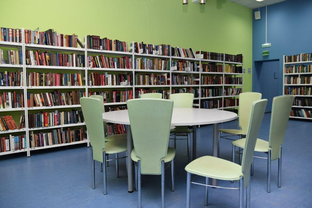 Литературно-музыкальный концерт «Мамы всякие нужны, мамы всякие важны» – события на сайте «Московские Сезоны»