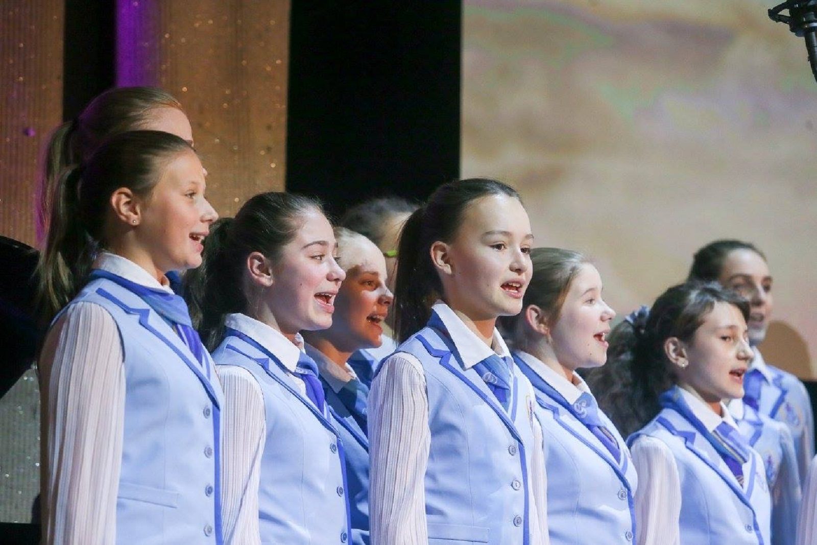 Концерт ансамбля песни и пляски имени В.С. Локтева в Доме музыки – события на сайте «Московские Сезоны»