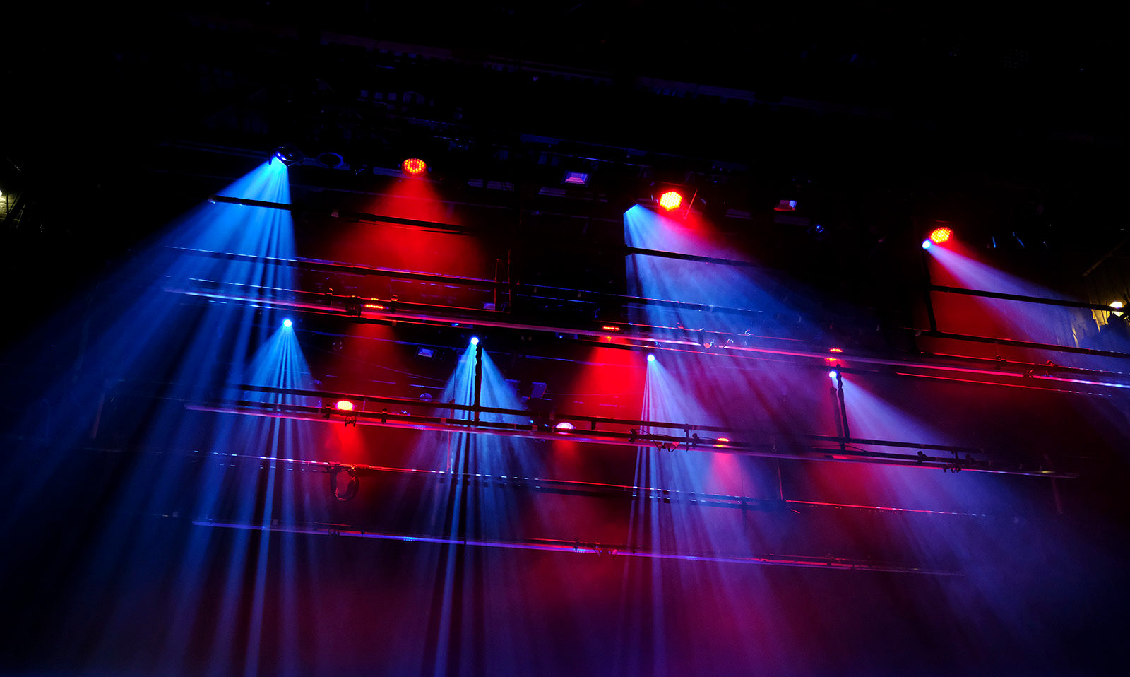 Спектакль «Дорога» в Театре под руководством Елены Камбуровой – события на сайте «Московские Сезоны»