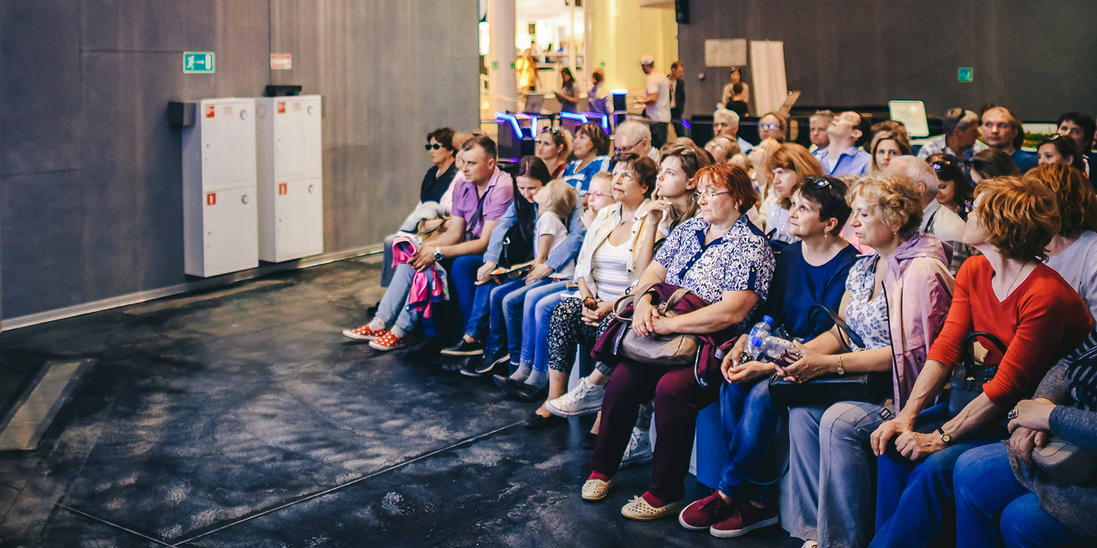 Лекция о черных дырах в парке «Зарядье» – события на сайте «Московские Сезоны»