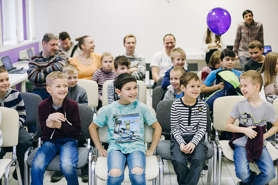 Код «Новый год» в школе программирования «Алгоритмика» – события на сайте «Московские Сезоны»