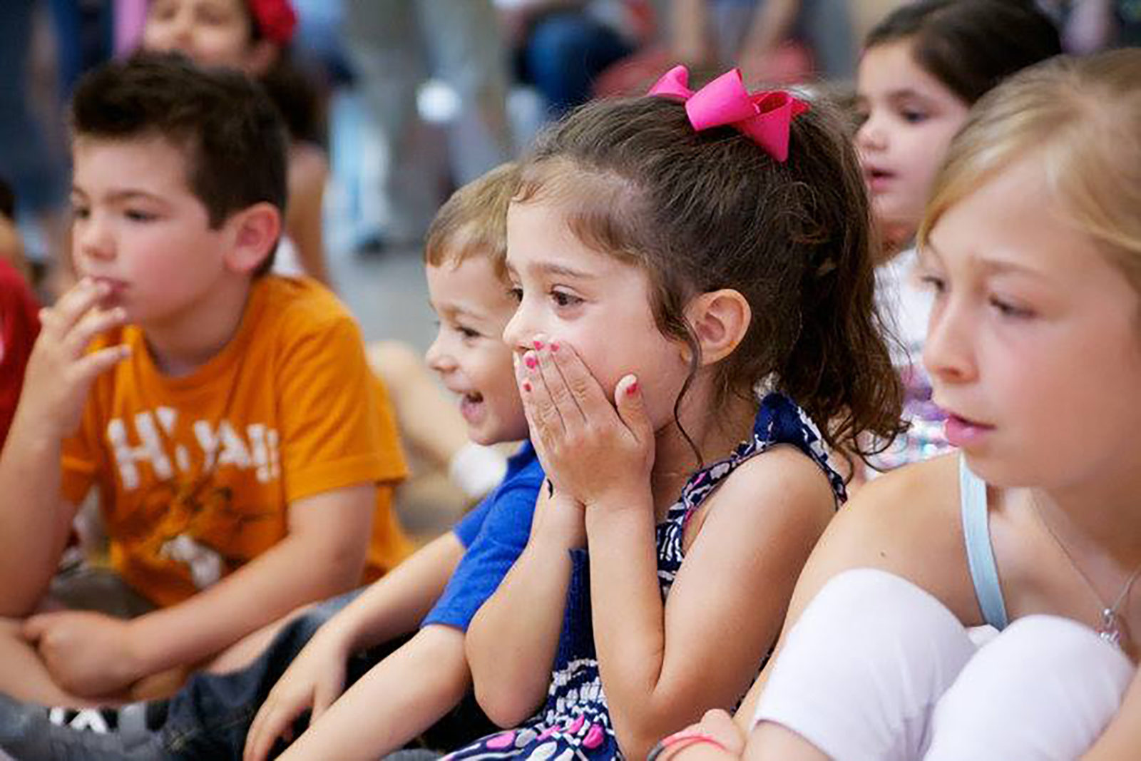 Спектакли «Сказка о том, как заяц ждал Новый год» в галерее «Загорье» – события на сайте «Московские Сезоны»
