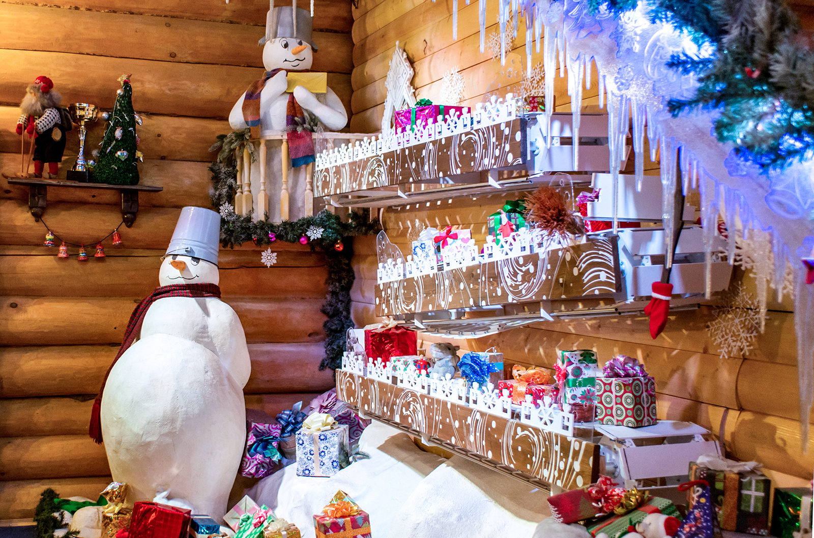 Новогодняя елка в галерее «Нагорная» – события на сайте «Московские Сезоны»