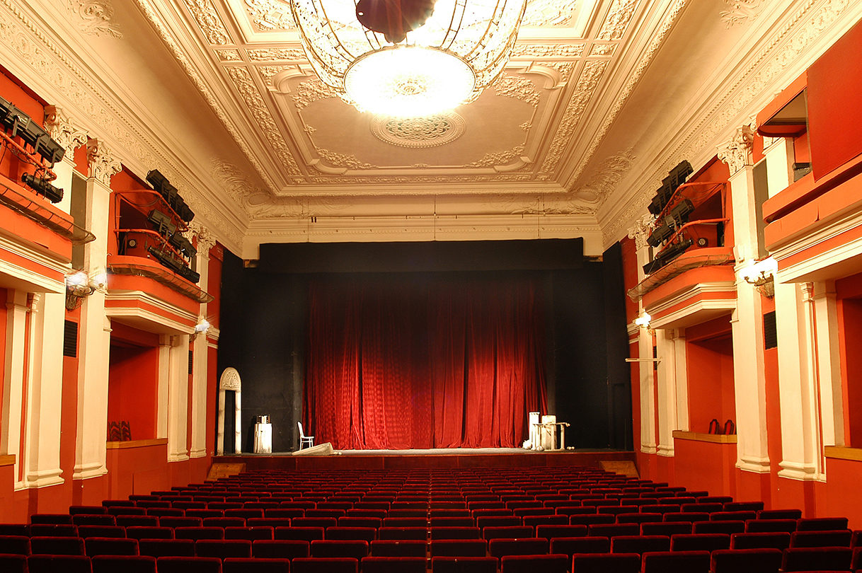 Спектакль «Женщина-змея» – события на сайте «Московские Сезоны»