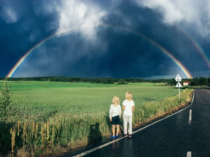 Выставка In Between the Ends of a Rainbow – события на сайте «Московские Сезоны»