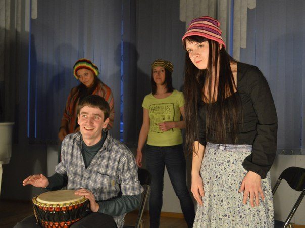 Спектакль «Современная драматургия и поэзия» в галерее «Нагорная» – события на сайте «Московские Сезоны»