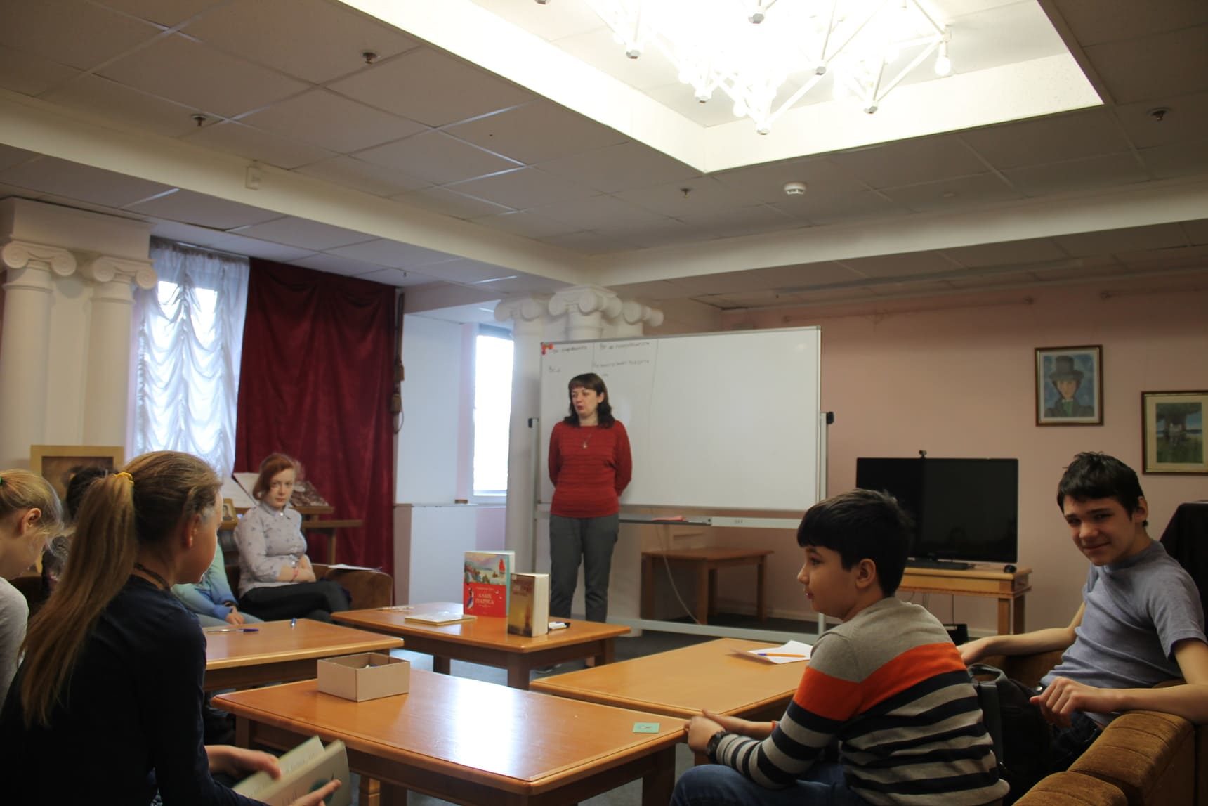 Лекция «Литературная лаборатория: как обсуждать книги со школьниками» – события на сайте «Московские Сезоны»