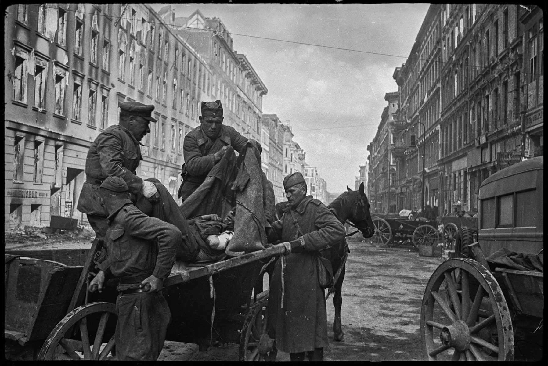 Выставка «Архив чужих воспоминаний» в Доме Гоголя – события на сайте «Московские Сезоны»