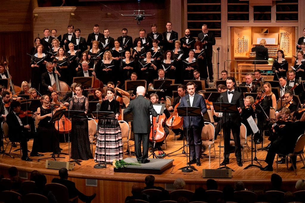 Концерт «В. Спиваков и НФОР. Моцарт «Большая месса» – события на сайте «Московские Сезоны»