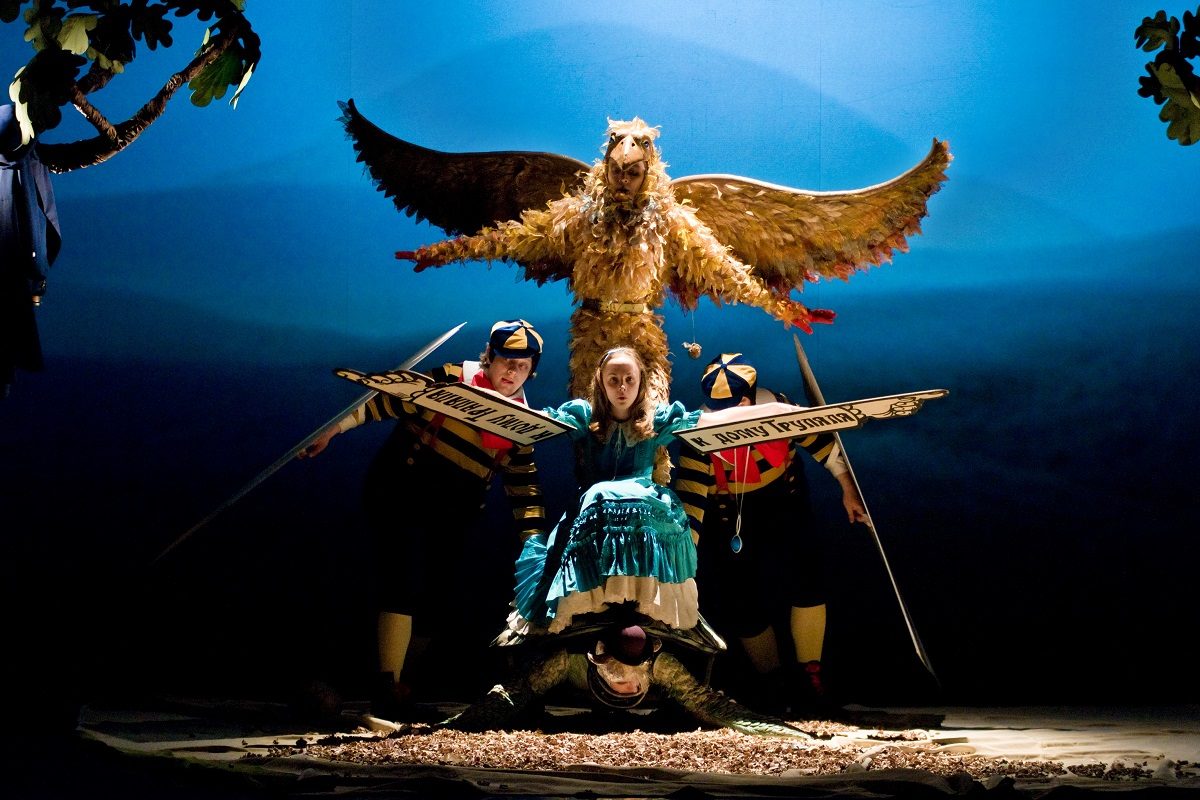 Спектакль «Алиса в Зазеркалье» в Мастерской Петра Фоменко – события на сайте «Московские Сезоны»