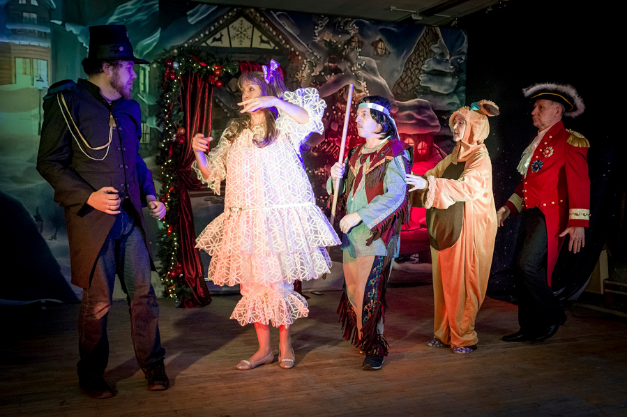 Спектакль «Новогоднее путешествие Голубой стрелы» – события на сайте «Московские Сезоны»