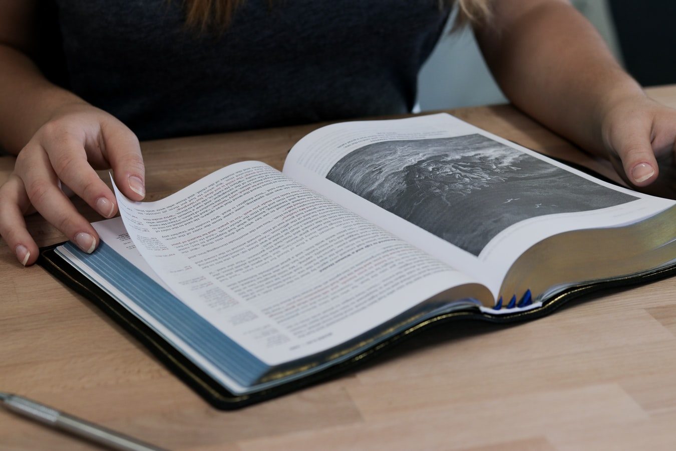 Встреча с авторами книги «Реальный магизм» в библиотеке № 33 – события на сайте «Московские Сезоны»