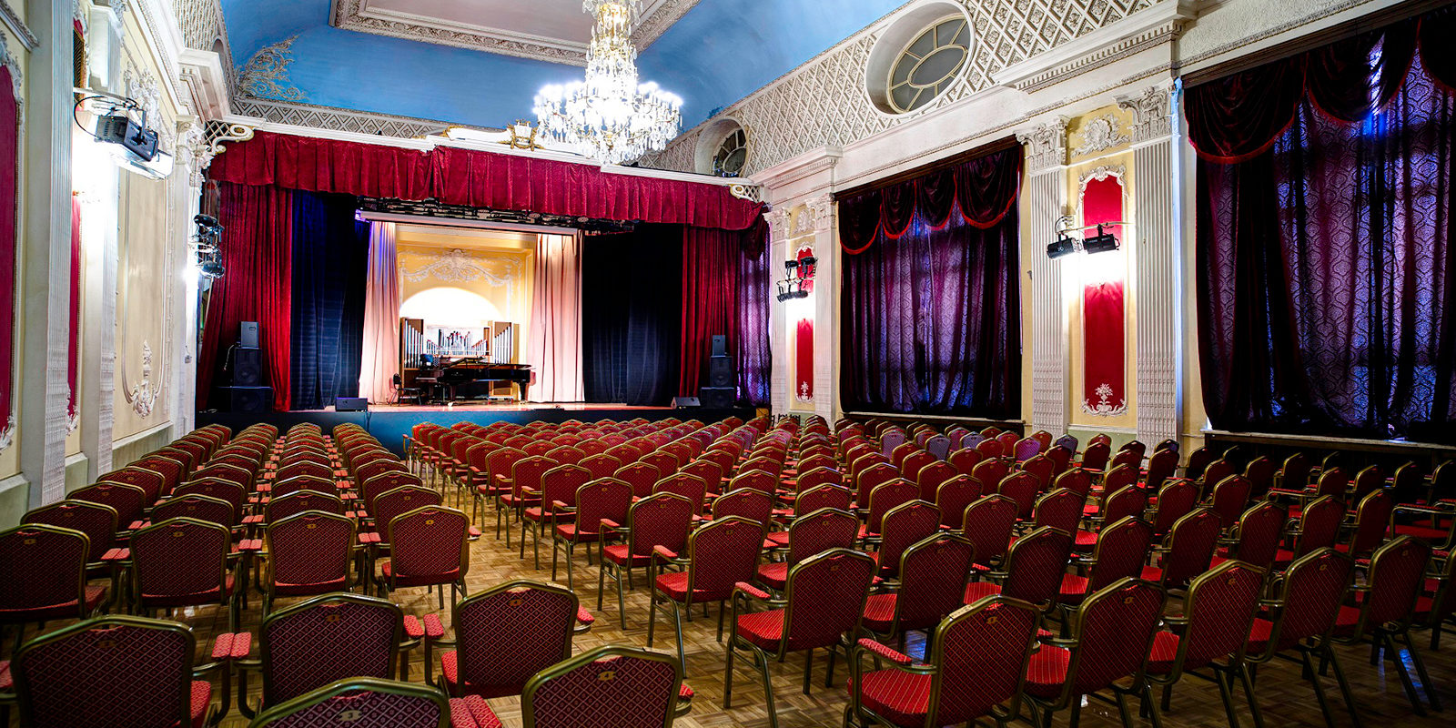 Концерт «Гусли и “черепашка”» в Москонцерте на Пушечной – события на сайте «Московские Сезоны»