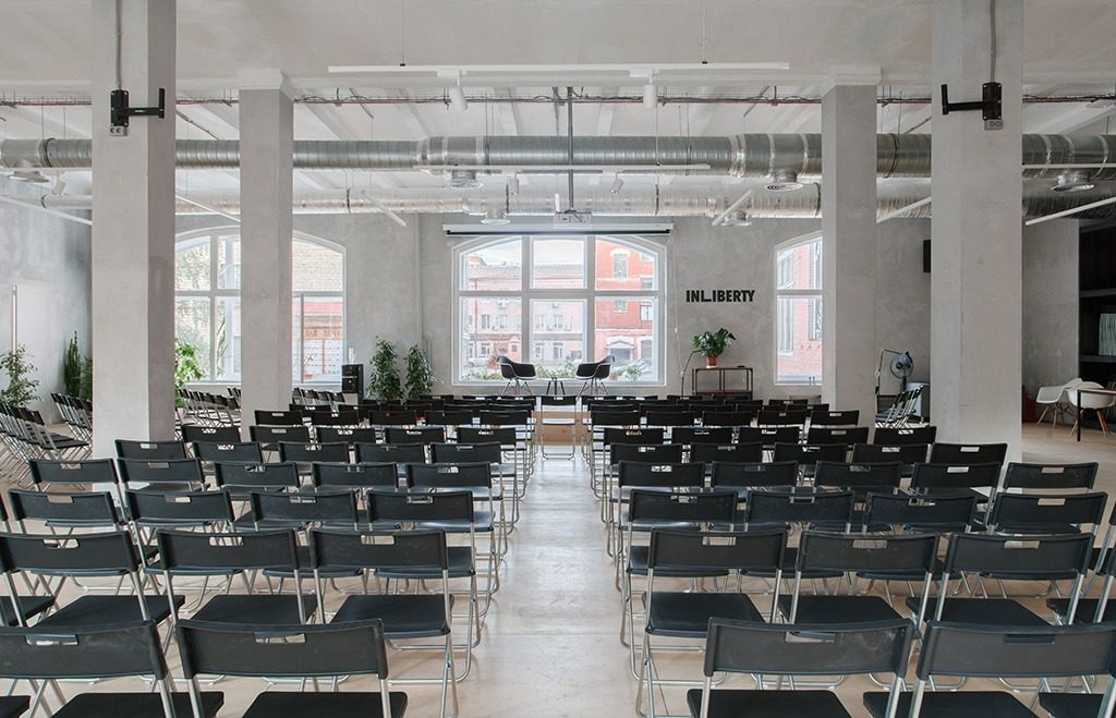 Дискуссия «Учить уроки без нервов. Как это возможно?» – события на сайте «Московские Сезоны»