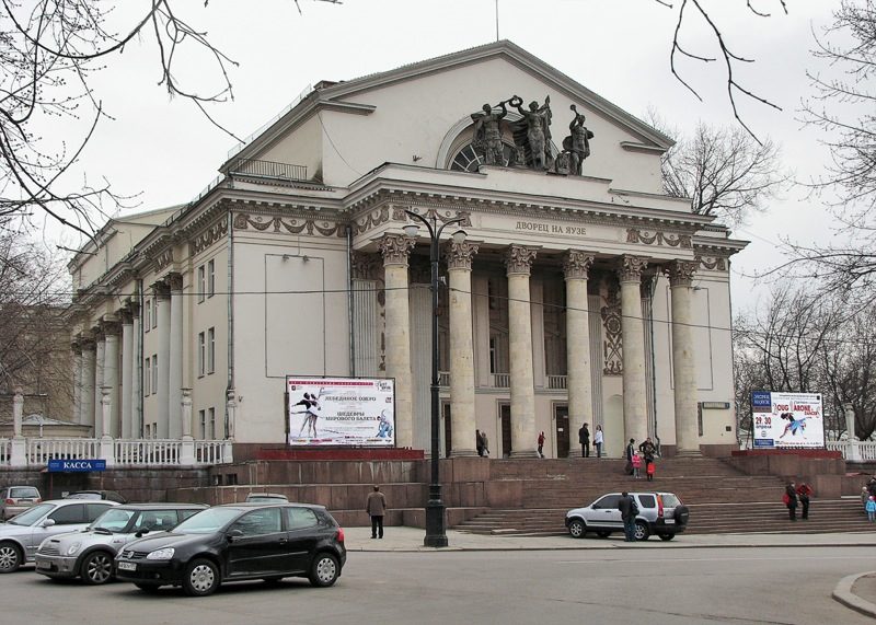 Спектакль «Лунная масленица» – события на сайте «Московские Сезоны»