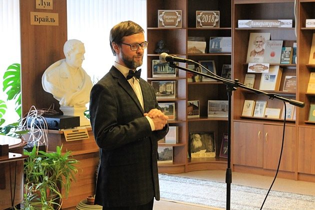 Концерт Сергея Санаторова «Песни военных лет» – события на сайте «Московские Сезоны»