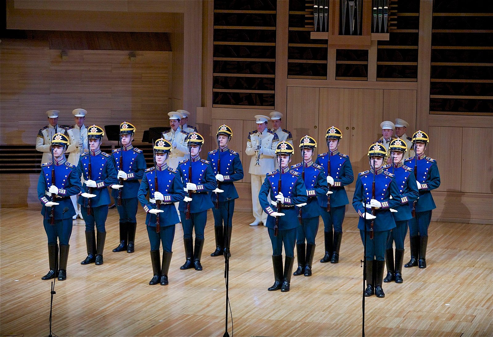 «Уланы и корнеты, шашки, эполеты» в Доме музыки – события на сайте «Московские Сезоны»
