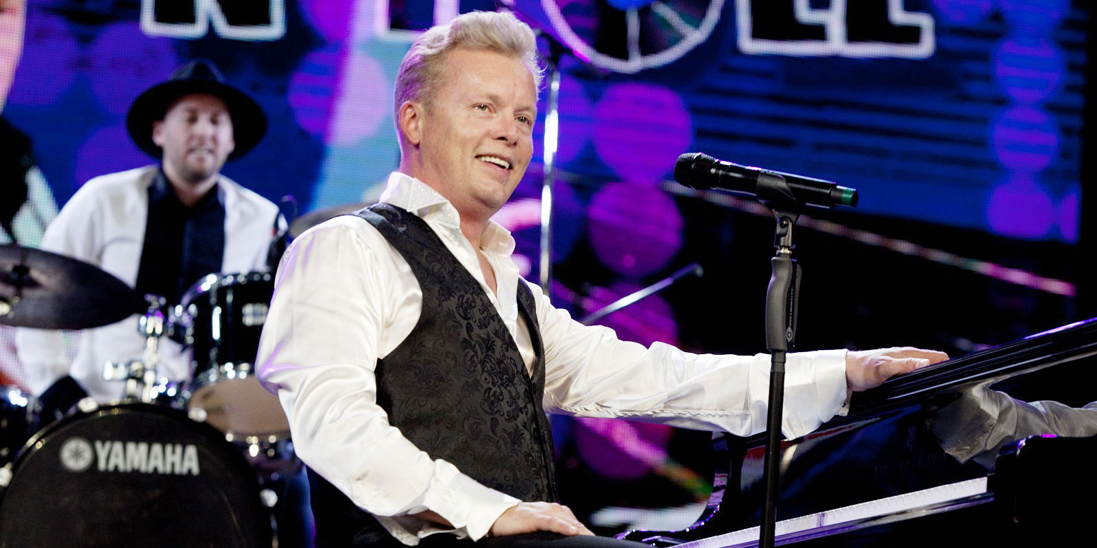 Концерт Дениса Мажукова в Доме музыки – события на сайте «Московские Сезоны»