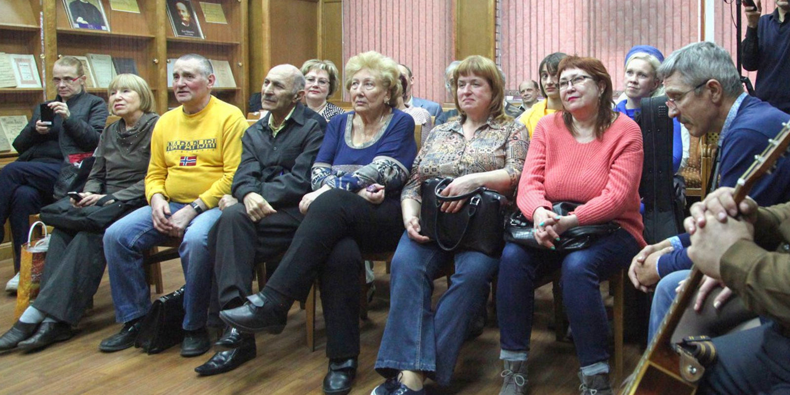 Литературный вечер «Нищенка с моста искусств» в библиотеке № 17 – события на сайте «Московские Сезоны»