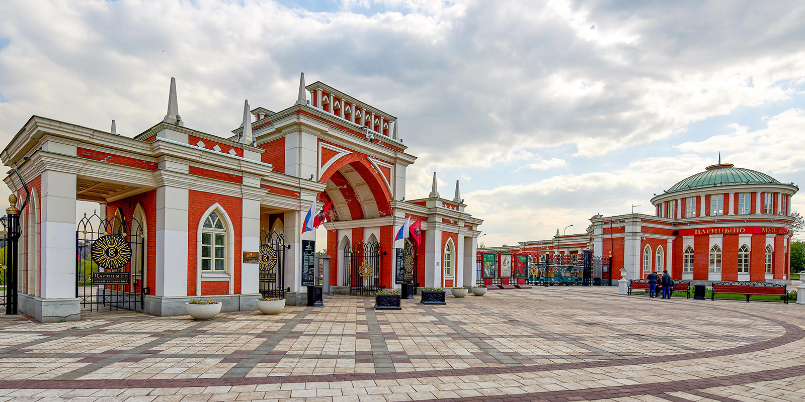 Экскурсия на жестовом языке в музее-заповеднике «Царицыно» – события на сайте «Московские Сезоны»