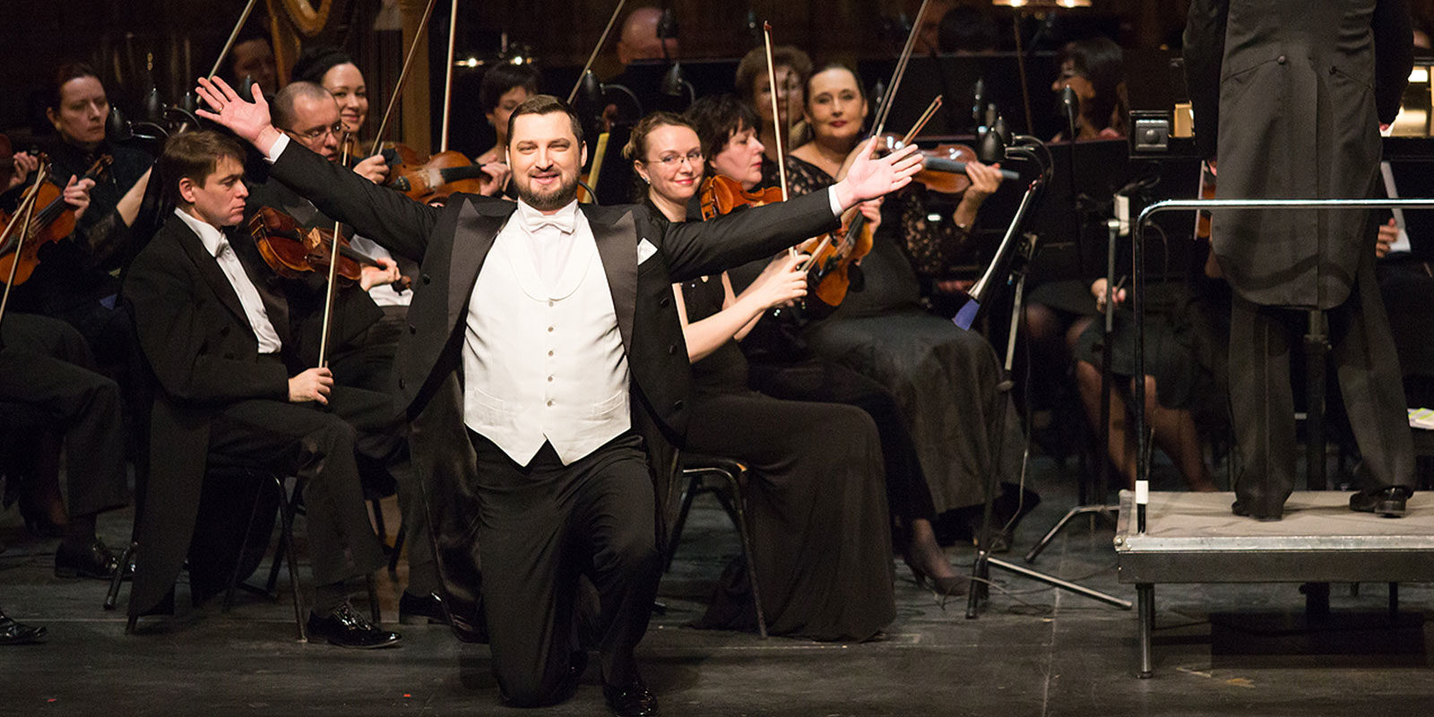 Концерт «За прекрасных дам» в театре «Новая Опера» – события на сайте «Московские Сезоны»