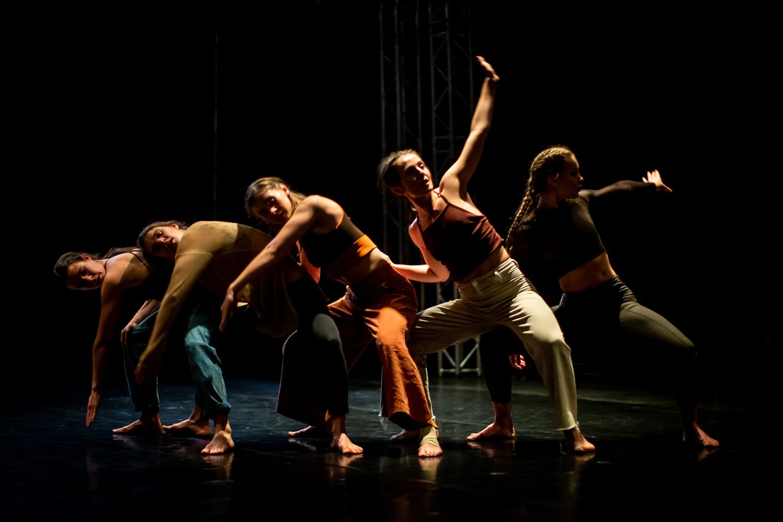 Перформанс SUSS в Культурном центре ЗИЛ – события на сайте «Московские Сезоны»