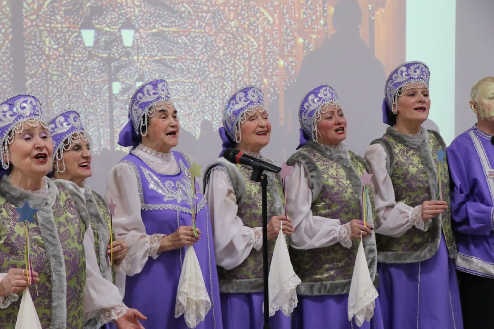 Концерт «Любимые песни» в КЦ «Лира» – события на сайте «Московские Сезоны»