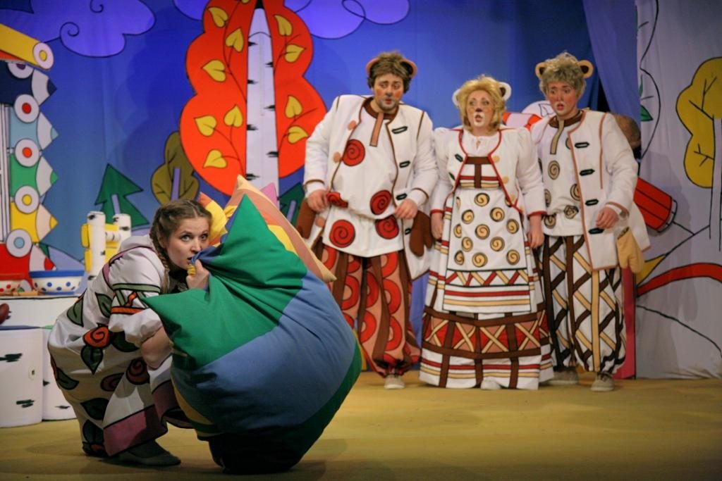 Показ записи спектакля «Три медведя» – события на сайте «Московские Сезоны»