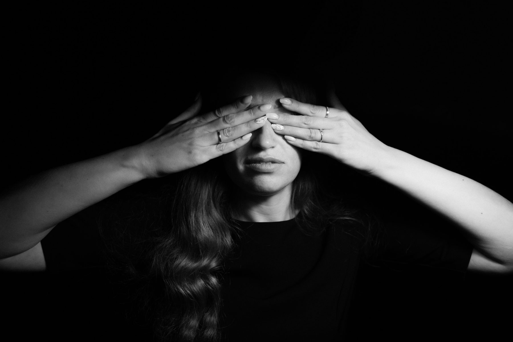 Серия прямых эфиров «Диалог с Темнотой»: Анастасия Ревуцкая» – события на сайте «Московские Сезоны»