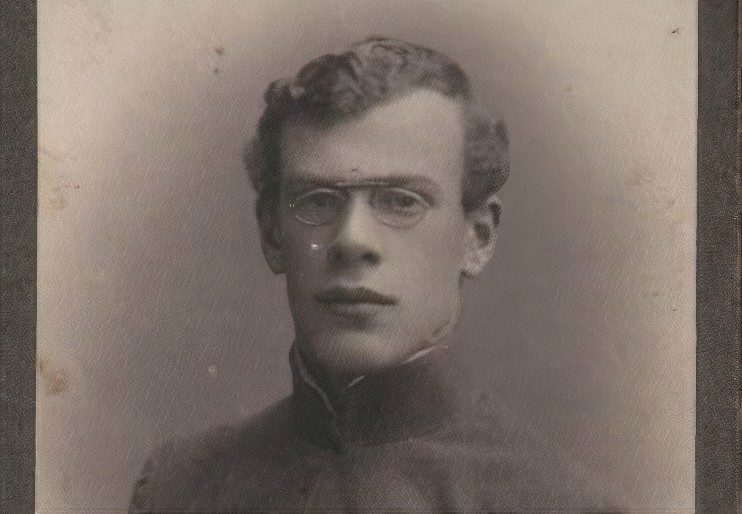 Онлайн-семинар «Герой: легендарный, забытый» – события на сайте «Московские Сезоны»