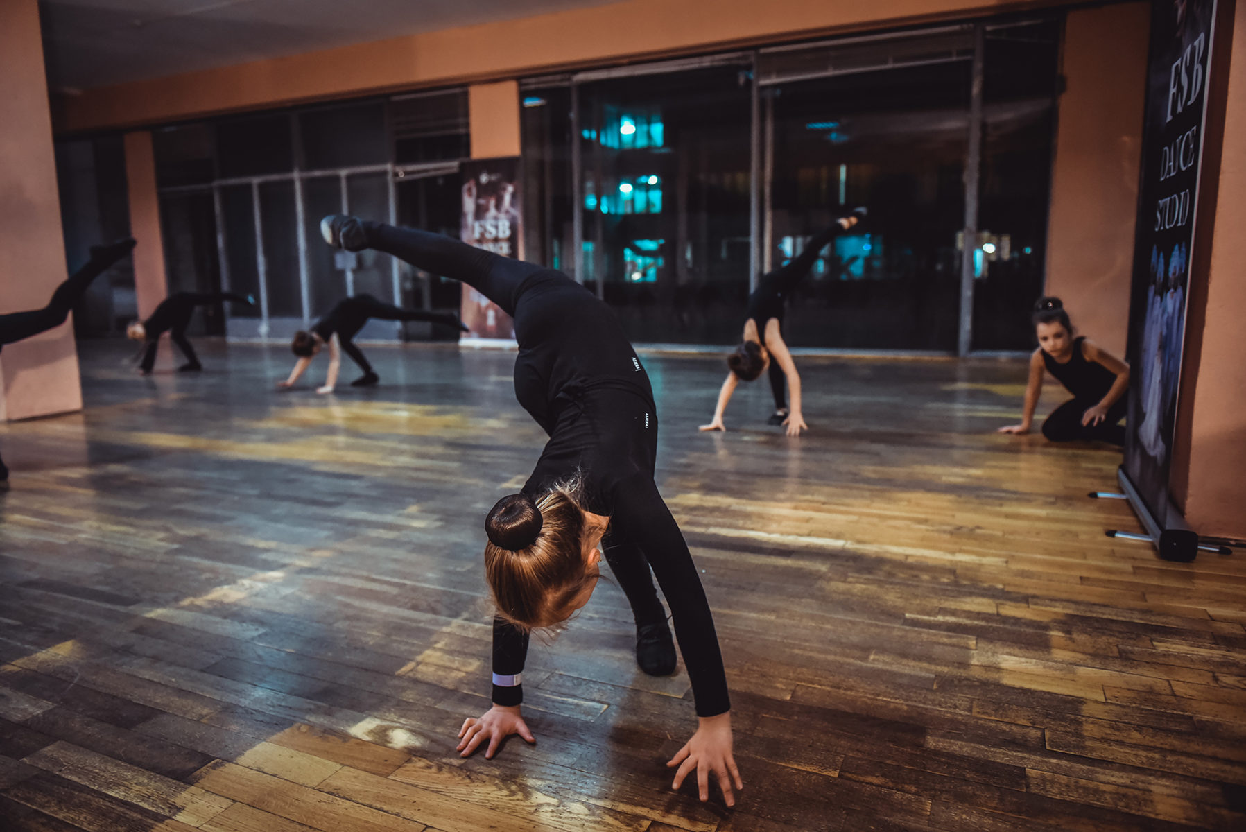 Танцевальный интенсив «Dance PROект» (онлайн) от КЦ «Москвич» – события на сайте «Московские Сезоны»