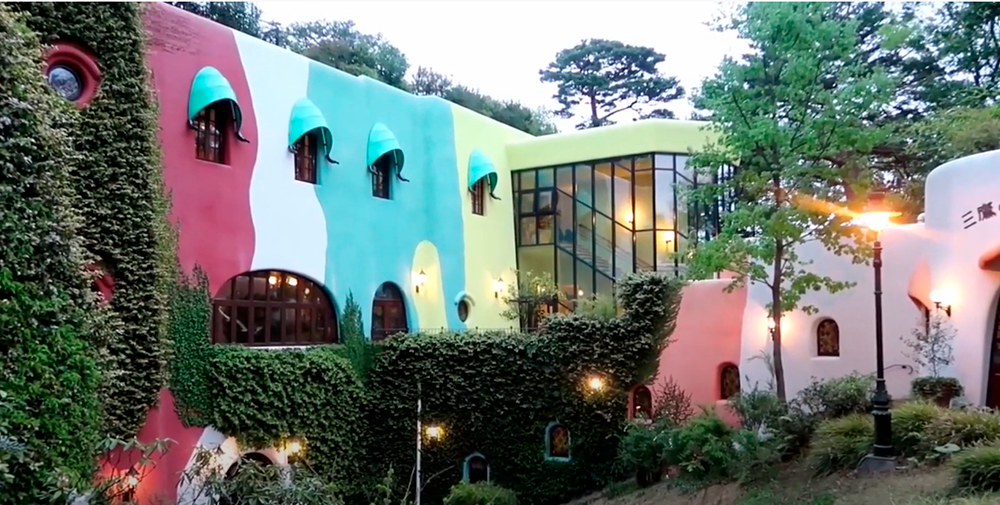 Книжный обзор онлайн «Волшебные миры Хаяо Миядзаки» – события на сайте «Московские Сезоны»