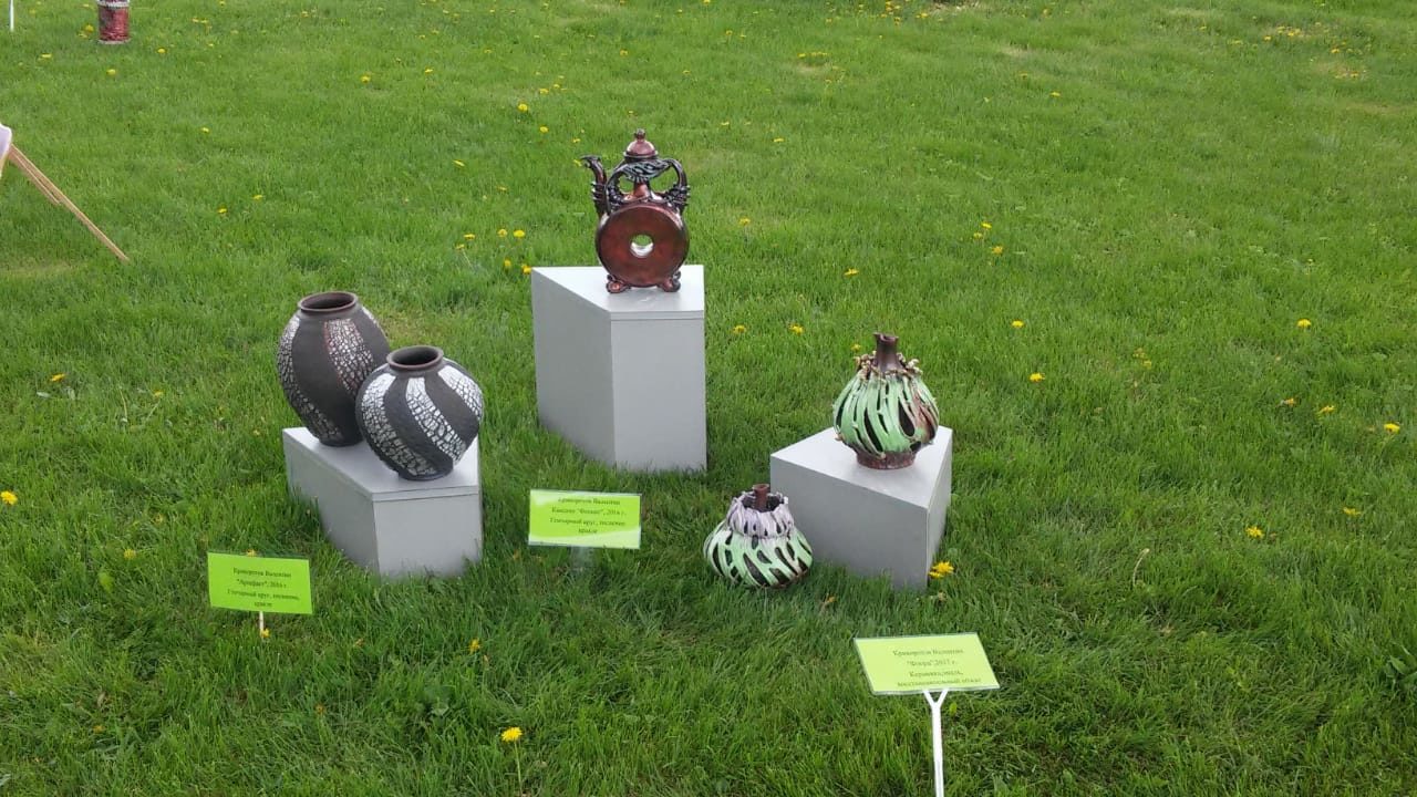 Выставка «Керамика на траве» в «Кусково» – события на сайте «Московские Сезоны»