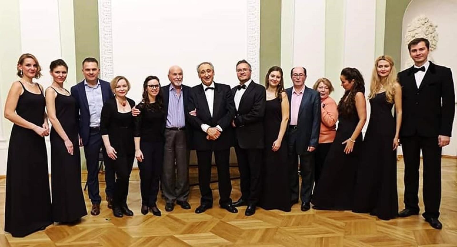 «Золотая коллекция русского романса» в Москонцерте на Пушечной – события на сайте «Московские Сезоны»