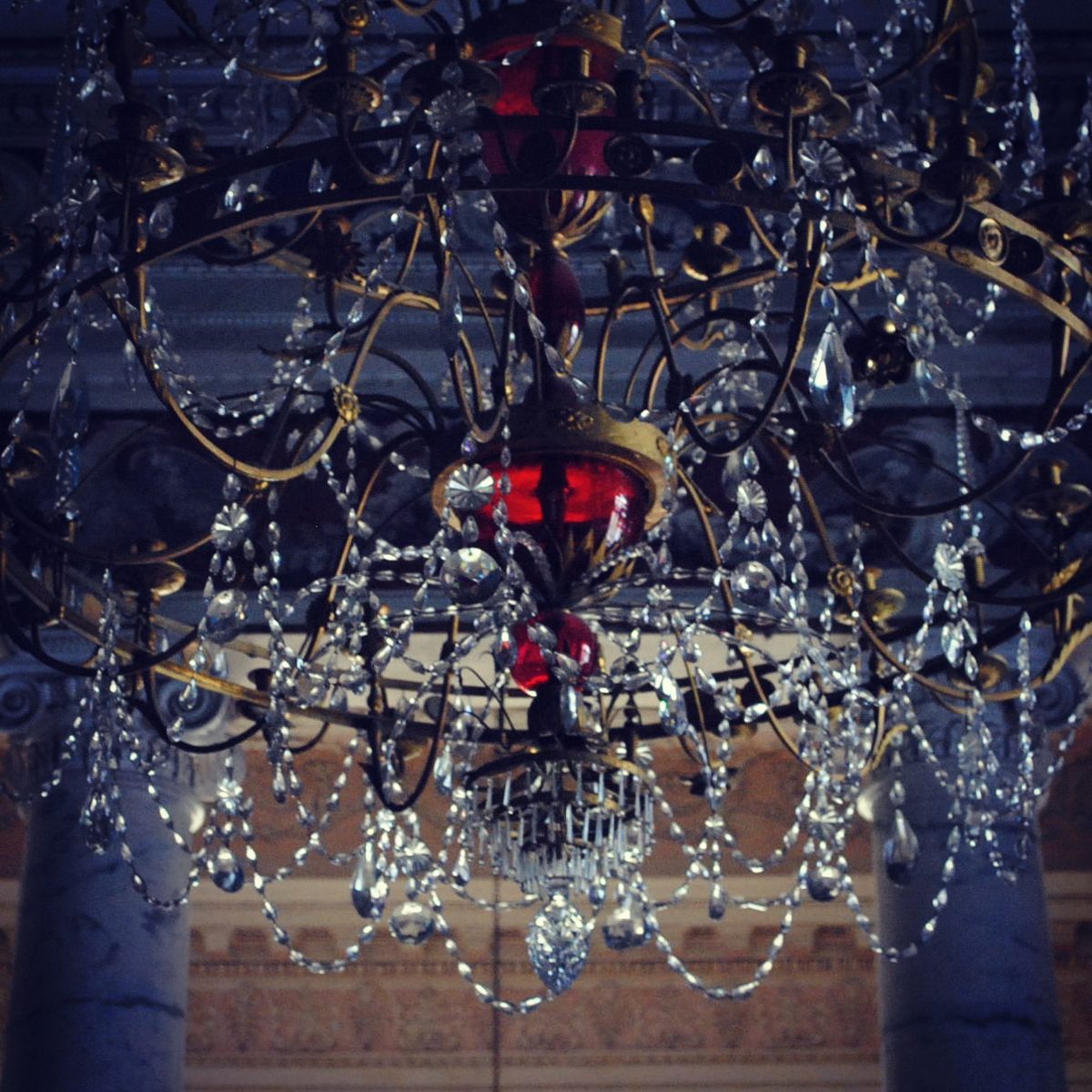 Лекция «Тысяча свечей: дворцовый свет доэлектрической эпохи» в Музее декоративно-прикладного искусства – события на сайте «Московские Сезоны»