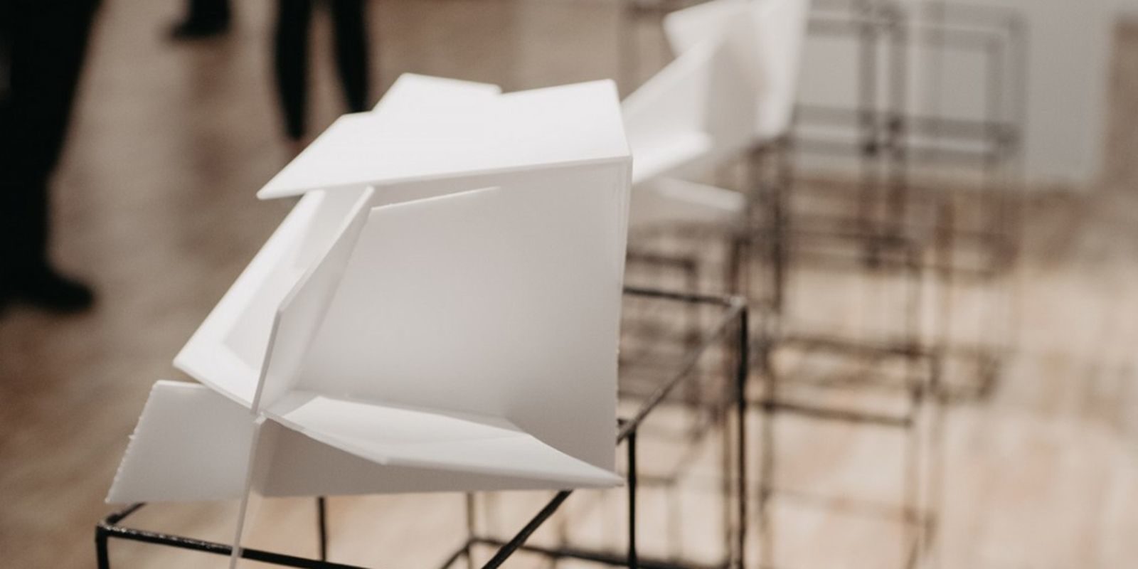 «Un-existence/Не-существующий» в Измайловском парке – события на сайте «Московские Сезоны»