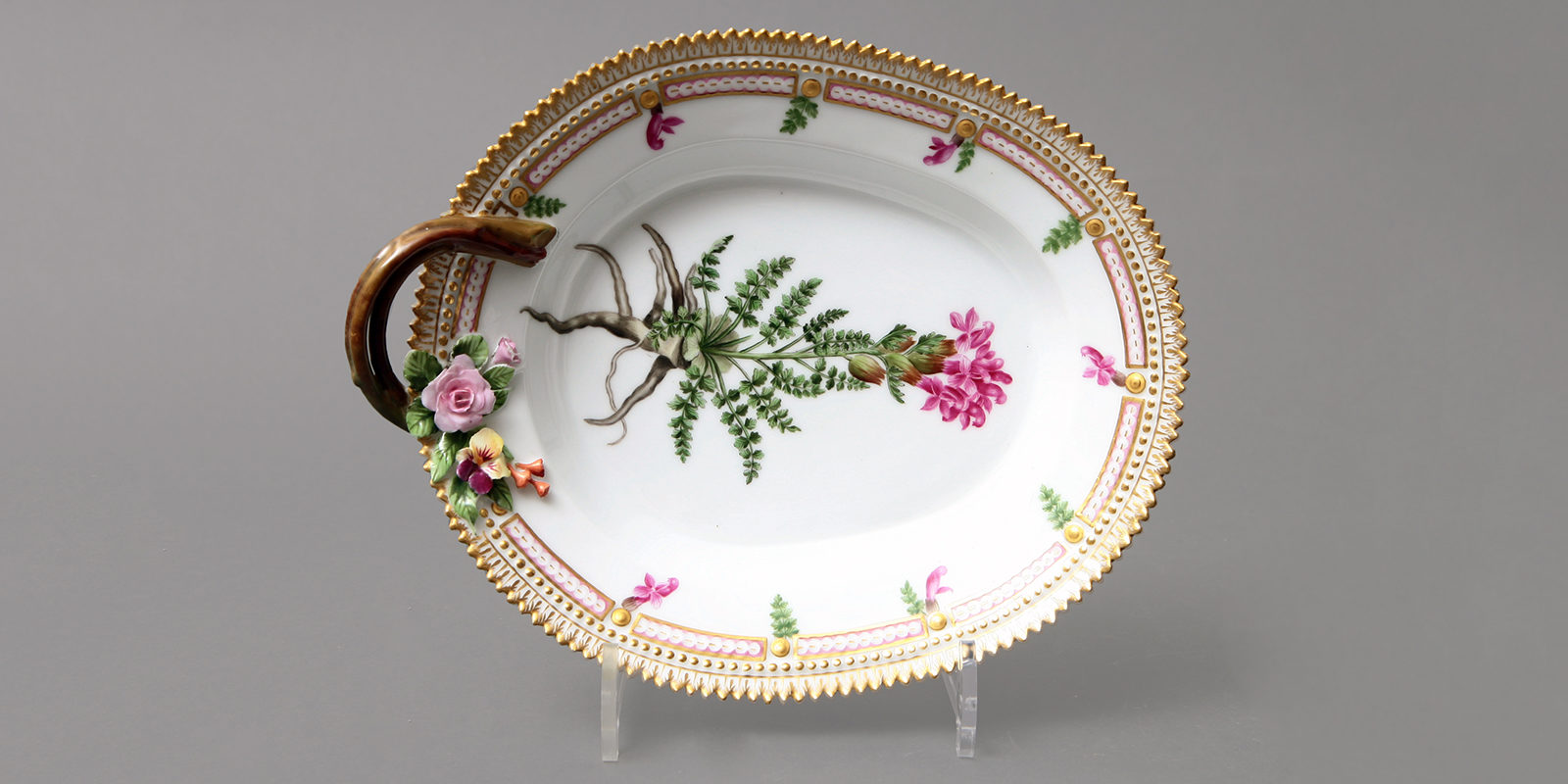 Онлайн-экскурсия «Сервиз “Флора Даника”» в музее-усадьбе «Кусково» – события на сайте «Московские Сезоны»