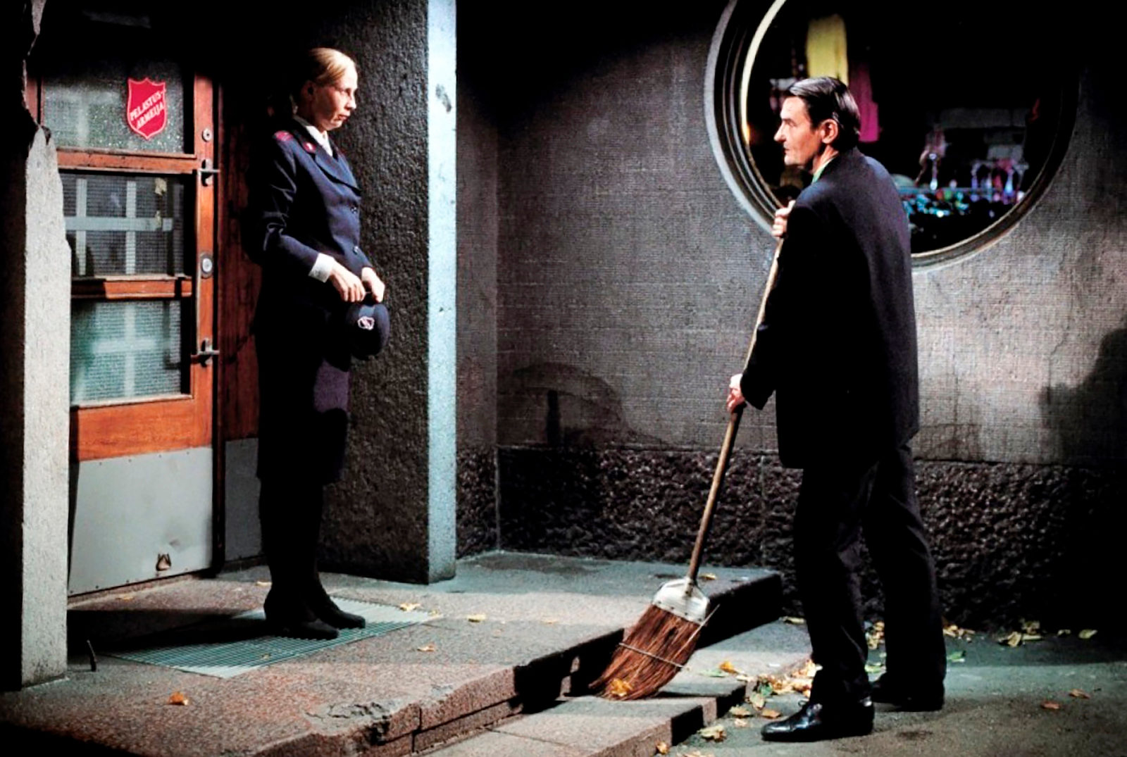 «Человек без прошлого» в онлайн-кинолектории Дома Гоголя – события на сайте «Московские Сезоны»