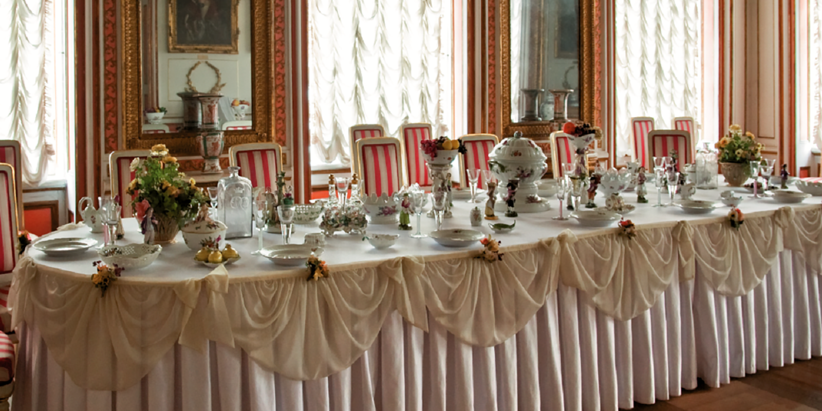 Онлайн-лекция «Пожалуйте к столу!» в музее-усадьбе «Кусково» – события на сайте «Московские Сезоны»