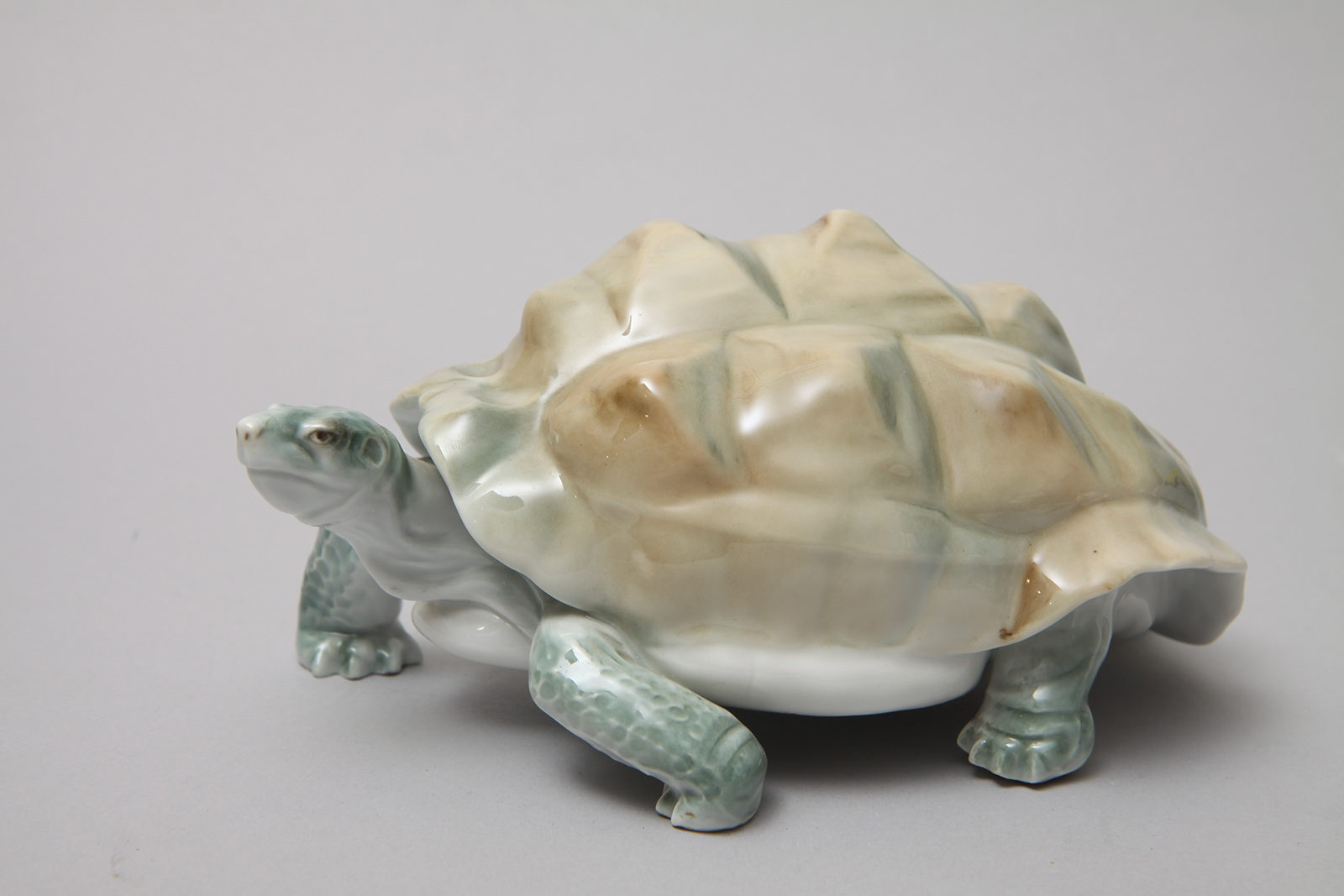 Онлайн-экскурсия «Три волны датского фарфора. Часть III. “Бинг и Грендаль”» – события на сайте «Московские Сезоны»