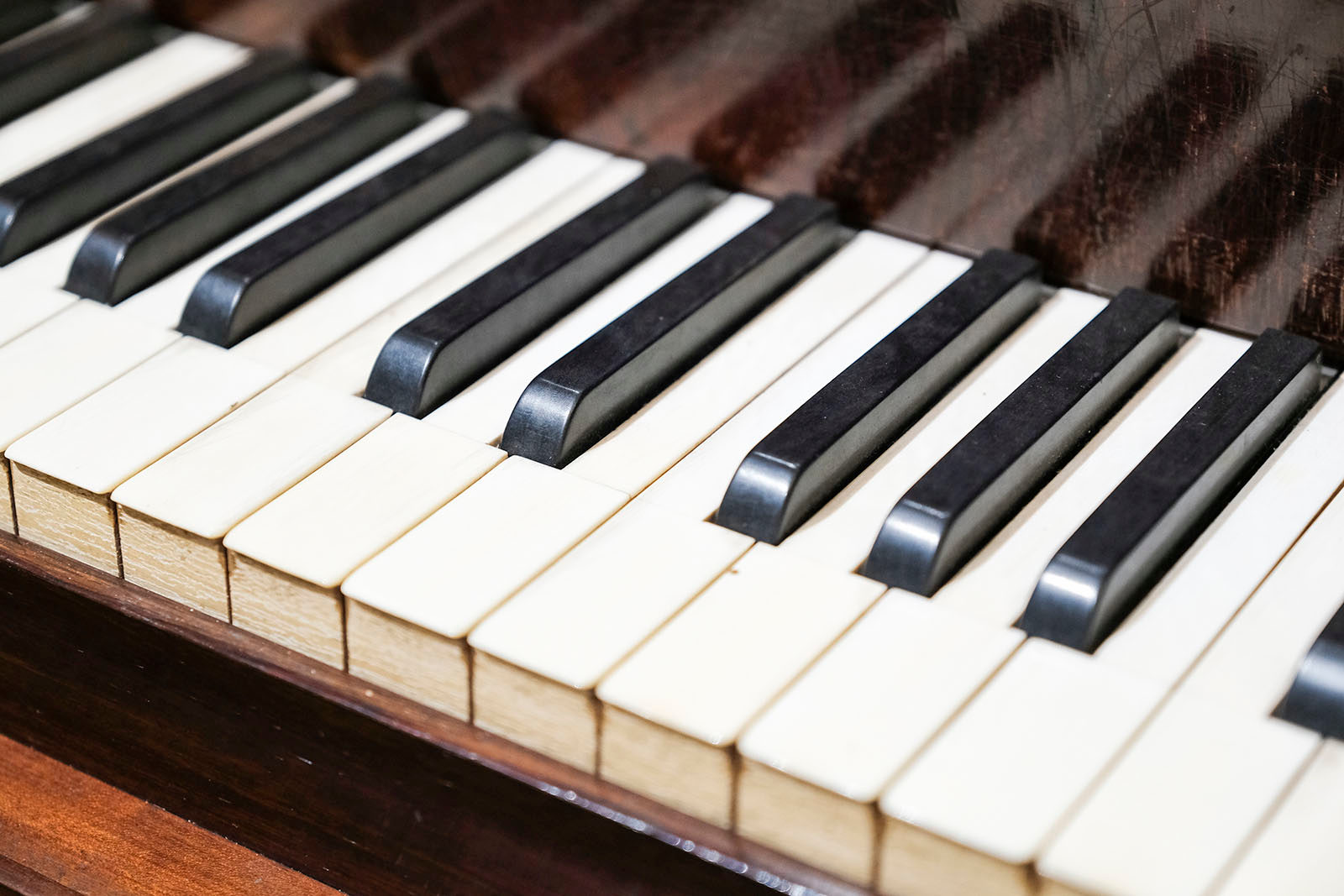 Онлайн-лекция «Как понять музыку Шостаковича?» в Доме Гоголя – события на сайте «Московские Сезоны»