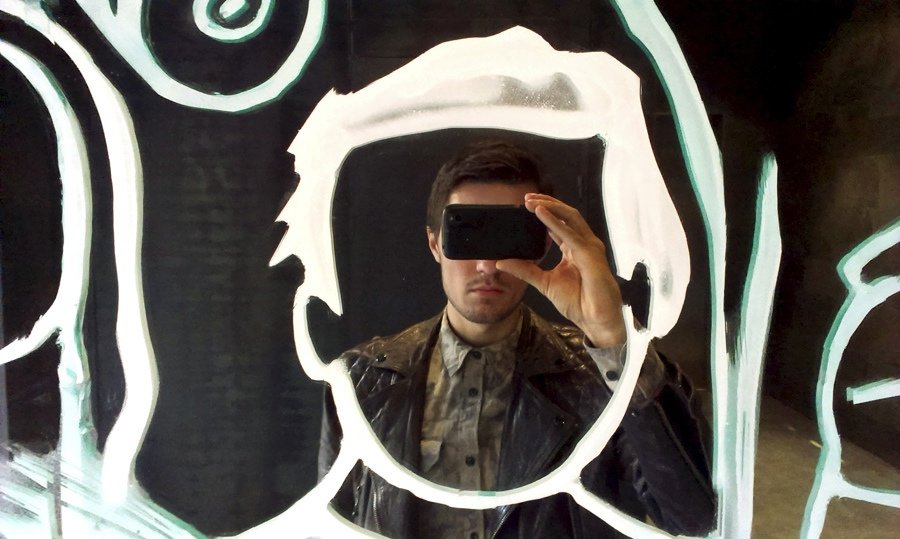 Будущее прошлого: Художник Misha Most о космосе, патриотизме и советской истории – события на сайте «Московские Сезоны»