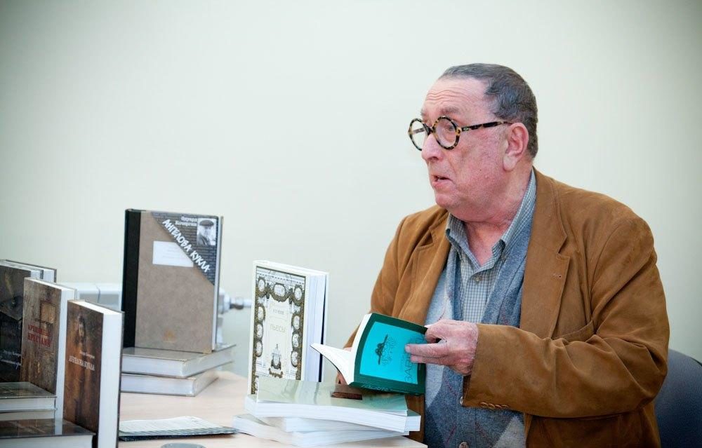 Выставка «Художник и книга. Памяти С. М. Бархина» в Библиотеке искусств  – события на сайте «Московские Сезоны»