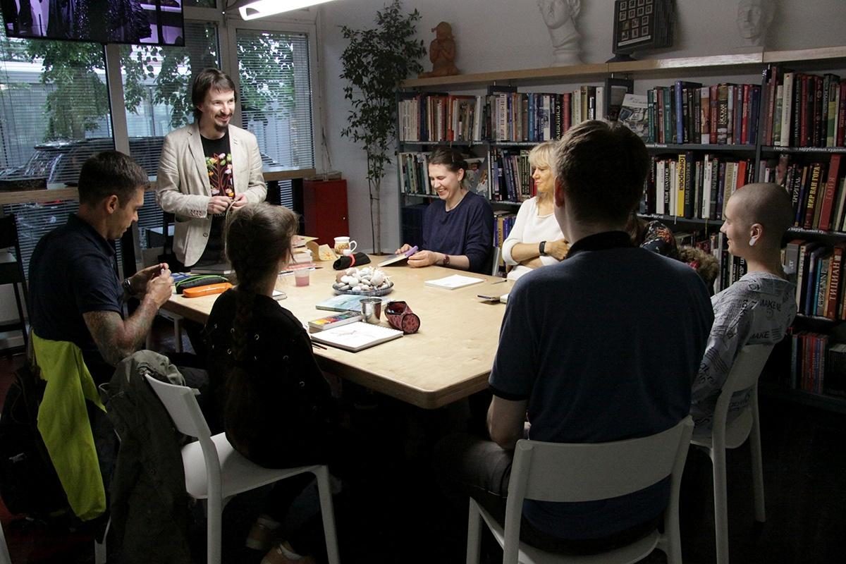 Мастер-класс «Летние зарисовки» в Библиотеке для молодежи  – события на сайте «Московские Сезоны»