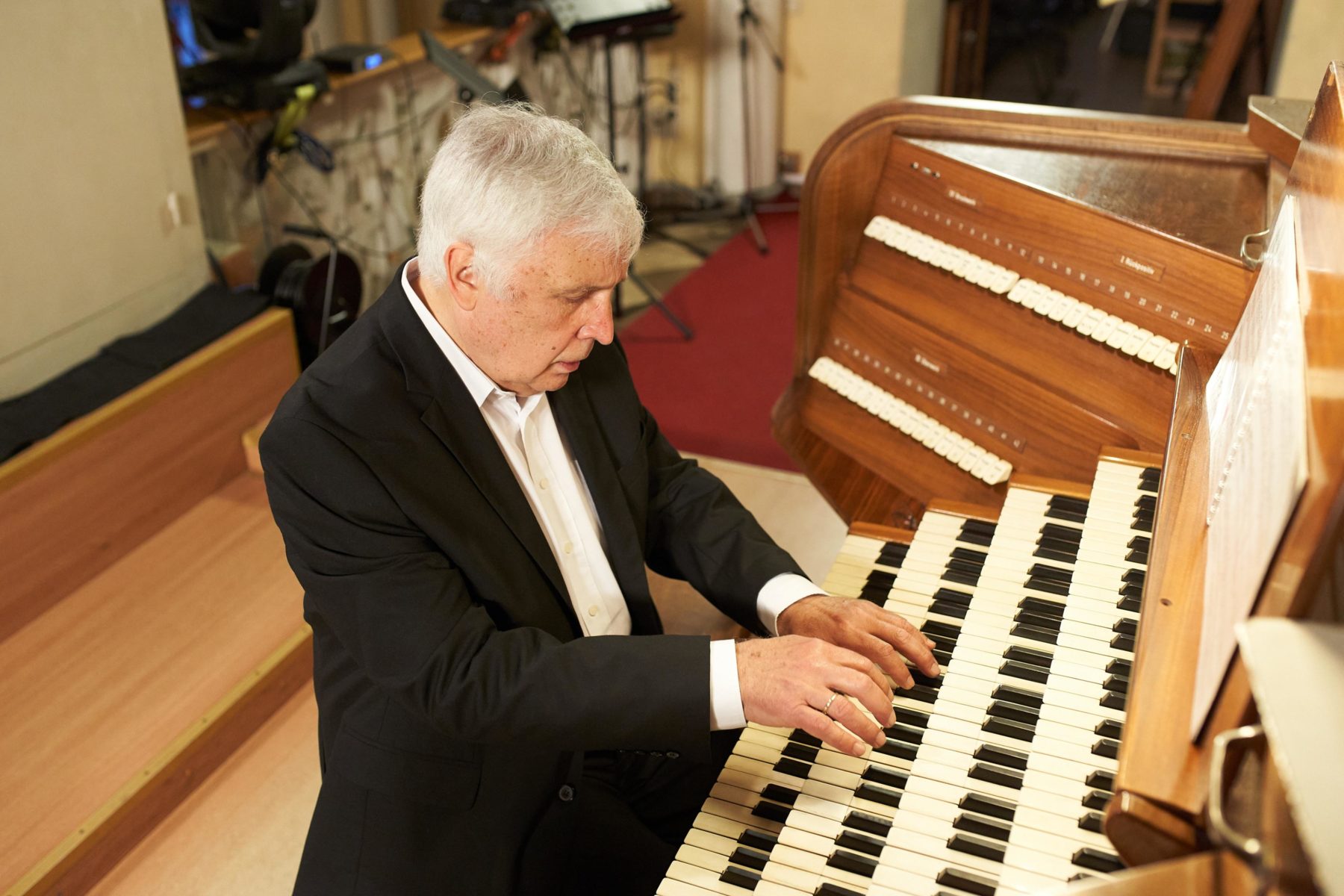 Концерт «Александр Фисейский. И. С. Бах» в Римско-католическом Кафедральном соборе  – события на сайте «Московские Сезоны»