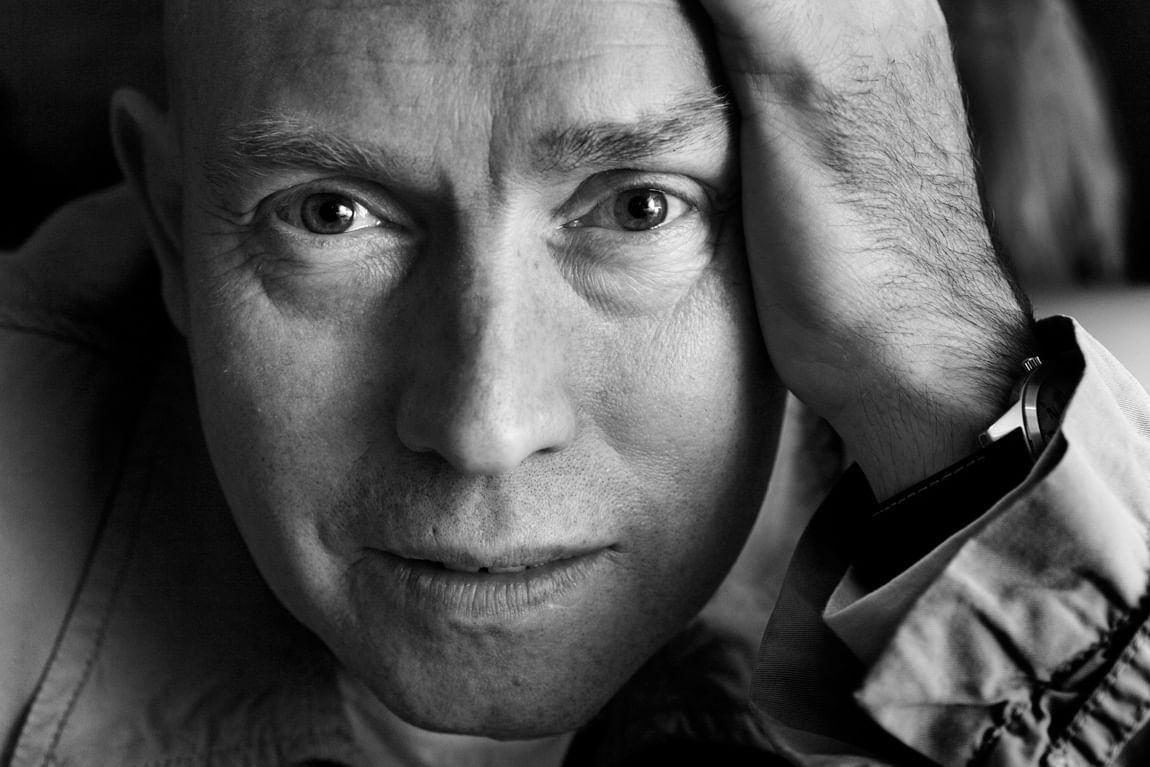 Документальный моноспектакль Виктора Сухорукова «Про себя» в Библиотеке-медиацентре № 67 – события на сайте «Московские Сезоны»