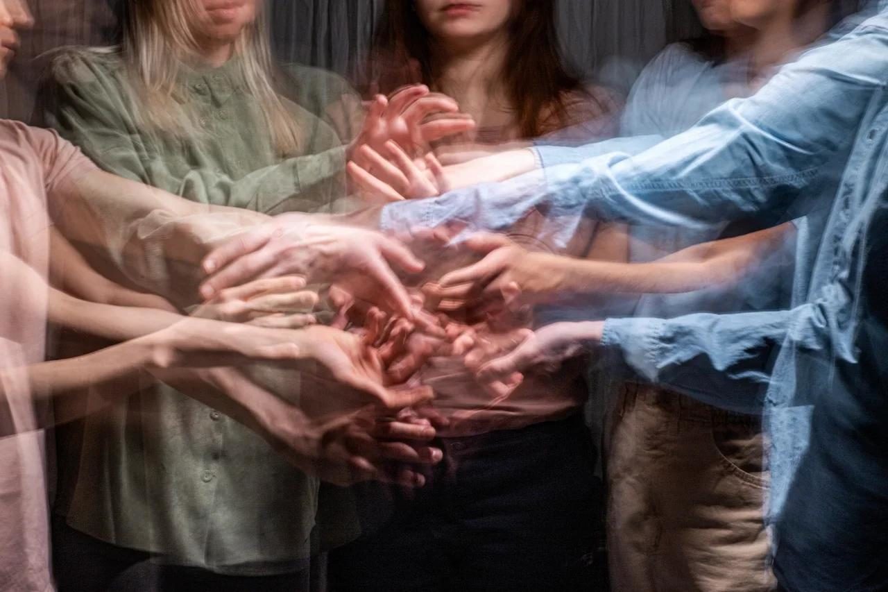 Спектакль «Цикл волны» в МХАТ имени М. Горького – события на сайте «Московские Сезоны»